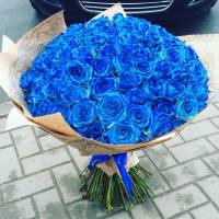 Букет 39 синих роз в крафте R607